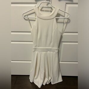 BNWT white mini dress with bow at back